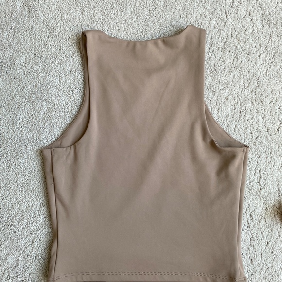 Express Body Contour Tank Tops- Set of 2 - Picture 4 of 12